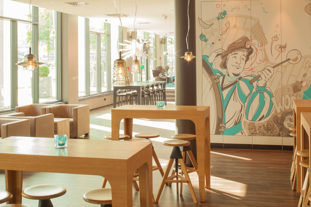 Motel One Koeln-Mediapark Zewnętrze zdjęcie